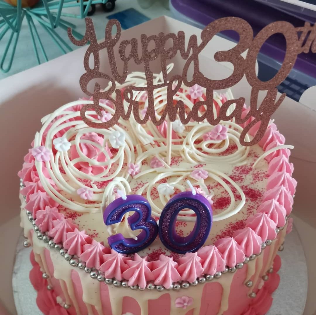 Bobbies Bakehouse (@signalboxfolkes) on Twitter photo As it's Alex's special birthday we are taking the day off on Thursday! Open as usual at 10am on Friday
<a href="/FstoneHbourArm/">Folkestone Harbour Arm</a> <a href="/FstoneOldTown/">Folkestone Old Town</a> As it's Alex's special birthday we are taking the day off on Thursday! Open as usual at 10am on Friday
<a href="/FstoneHbourArm/">Folkestone Harbour Arm</a> <a href="/FstoneOldTown/">Folkestone Old Town</a>