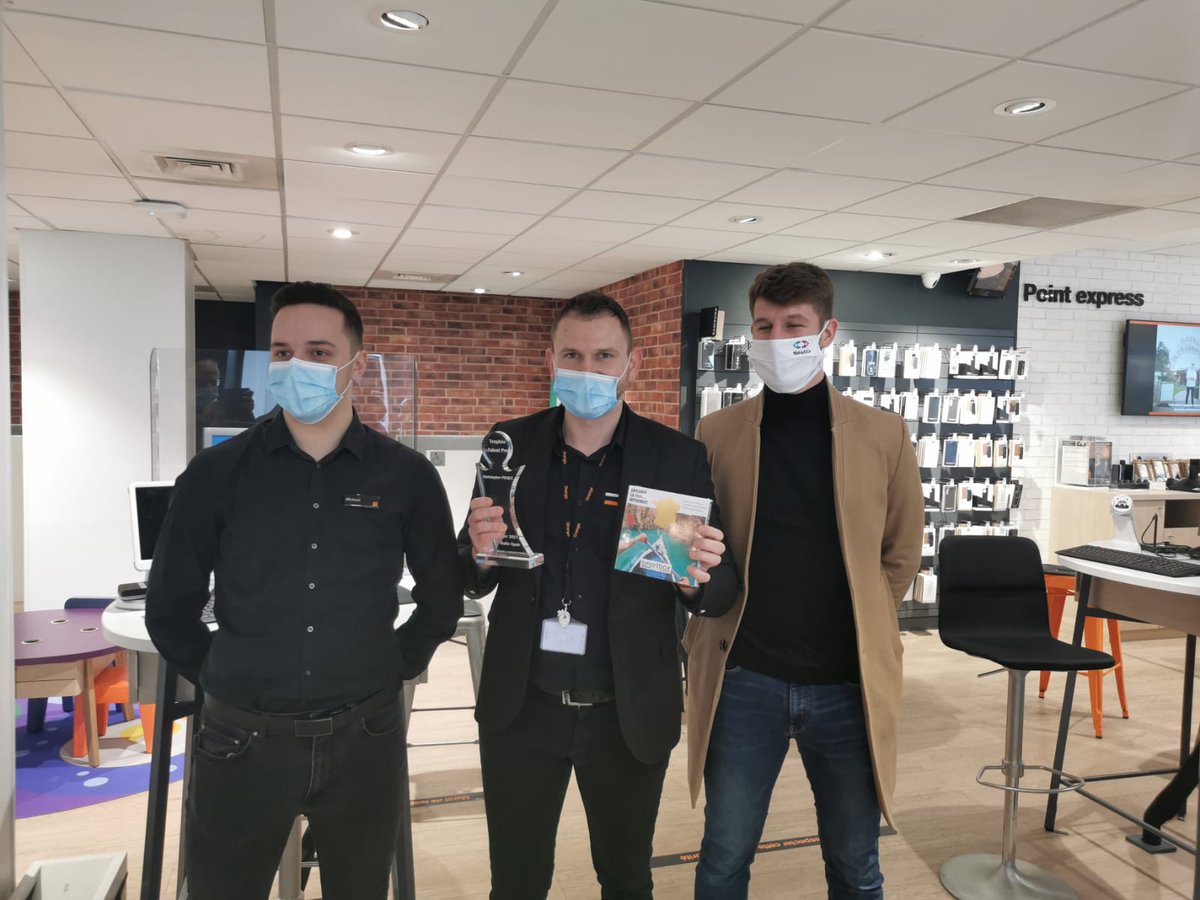 SamuelDrewniak's tweet photo. Honneur et fierté sur la maille opale aujourd'hui
Félicitations à Christopher Picque et la boutique  de boulogne/mer  qui sont les grands gagnants du trophée pro 2020 !! Un grand bravo !
@CLOAREC17 @DjamelBoufime @sabopale @LudovicGuilcher @antoine_blanc @MulierPascal https://t.co/7iuOh2CVCh