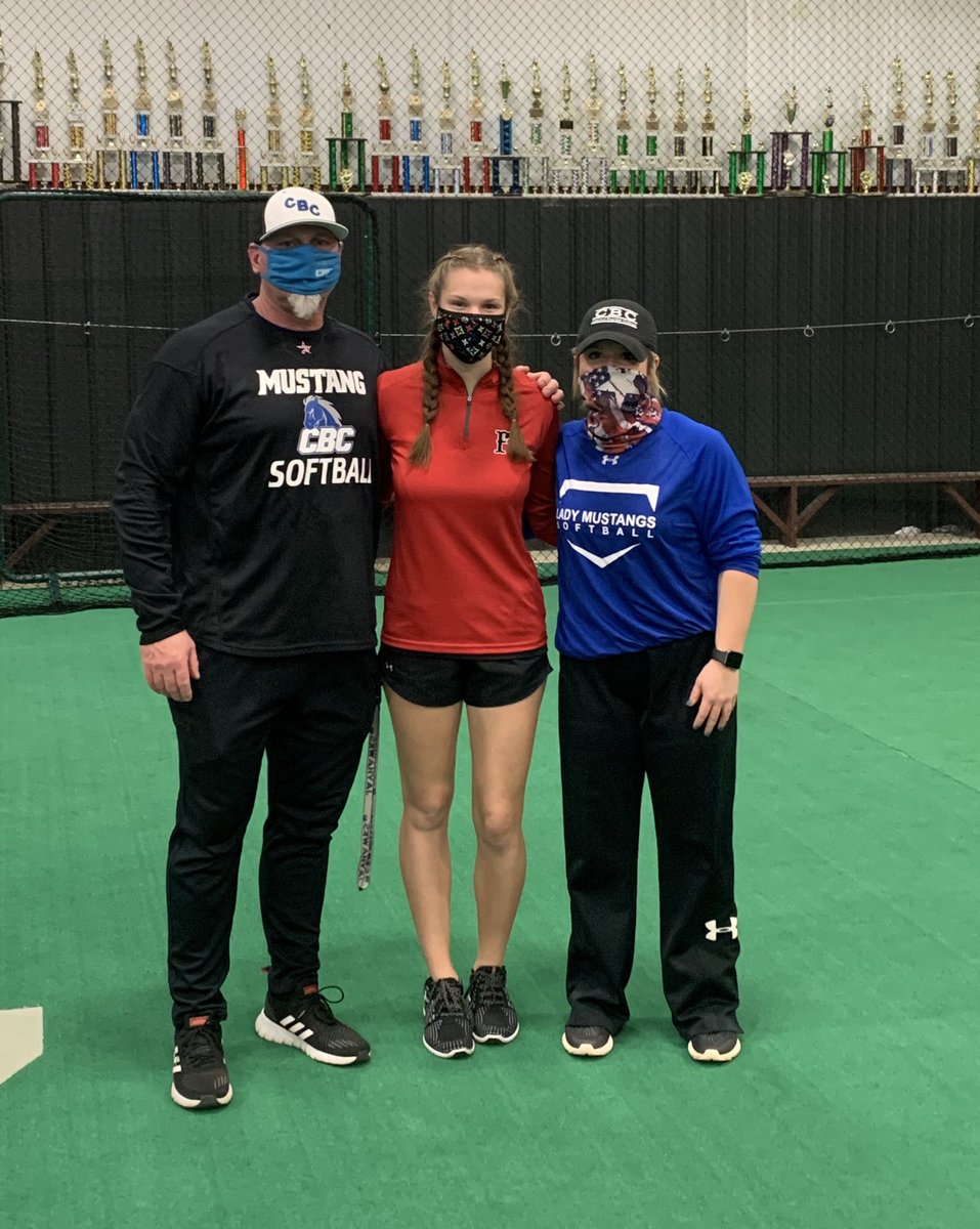 AHSColtsoftball's tweet image. We are so proud and excited for Reagan #11 as she has committed to Central Baptist College in Conway, AR!Hard work &amp;amp; dedication pays off! 🥎💚🐎 @ahsstumedia @ArlingtonHigh @Gosset41 @DfwFirecrackers