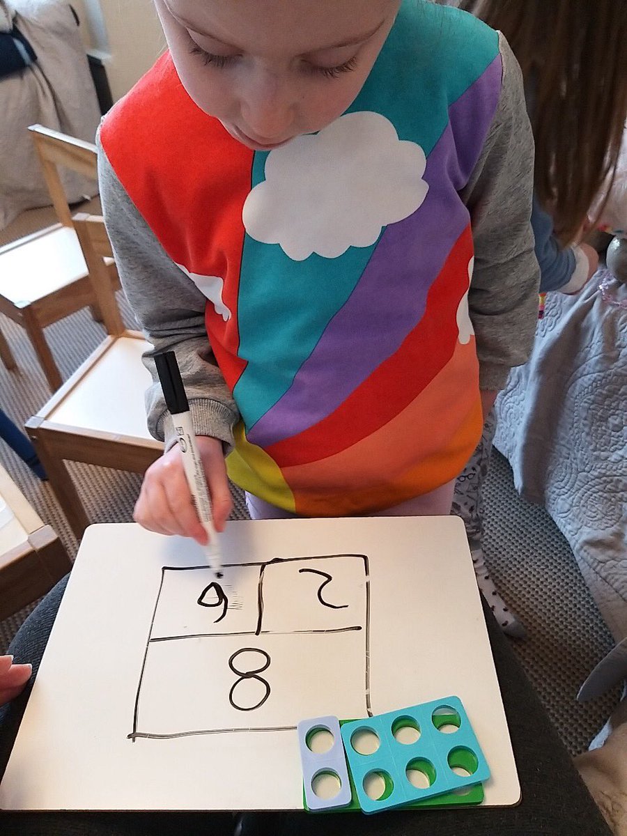 Robins_HMCS's tweet image. Go Robins!!!!! @WhiteRoseMaths #MathsEveryoneCanAtHome #StayHomeStaySafe #Phase1RemoteLearning #LearningAtHome #Wrens #Robins #Blackbirds @MrsHughes_HMCS @HMC_School @wcc_schools @EYTagteam