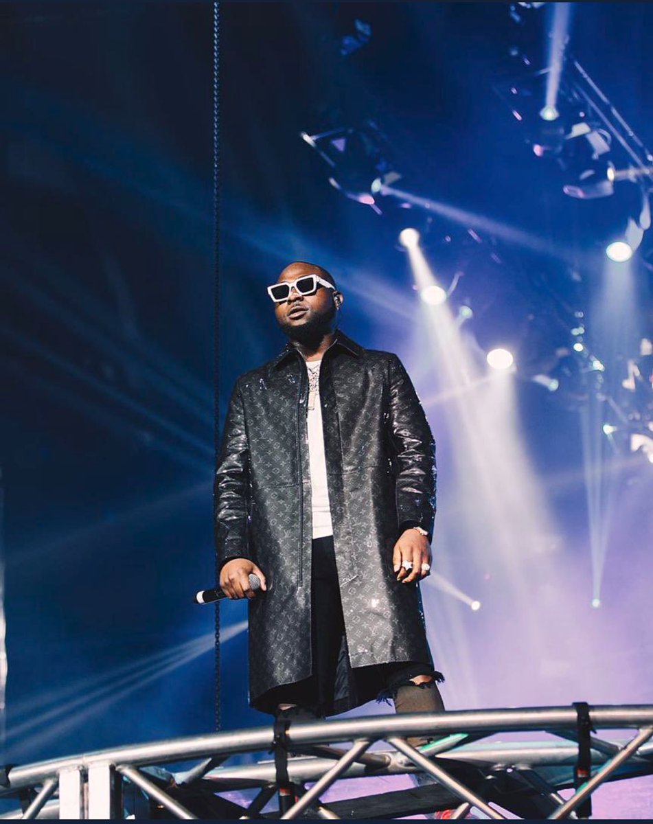 boyruffy__'s tweet image. Davido🐐, That’s the tweet #DavidoAtO2