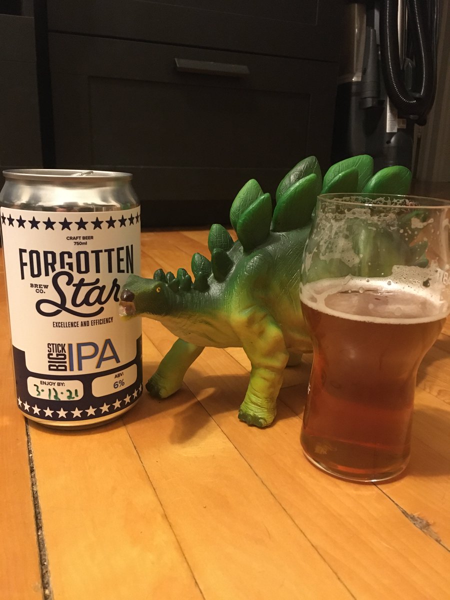SquibSquabbles's tweet photo. Plus, here is our round of drinks for "What are We Drinking to Get Through This"!

Katie: California Pinot Grigio by La Catrina Vineyards
Alex: Big Stick IPA by @forgottenstarmn 
Sydney: Tart Pop Pastry Weiss by @Trophybrewing 

Try 'em out! https://t.co/PHzMFRtThU