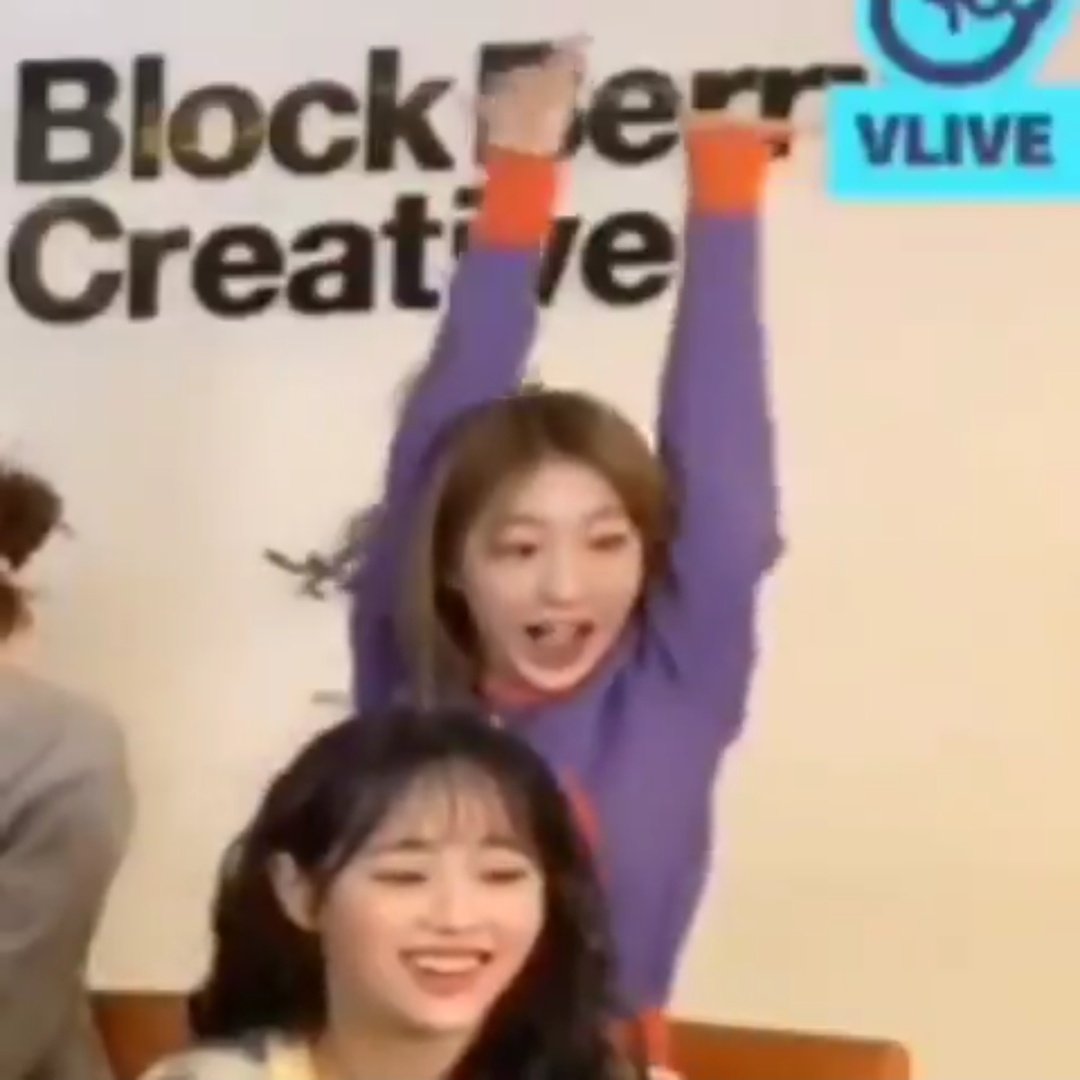 hdyeojin's tweet photo. very lq cute yeojin https://t.co/nbPE6lRd2T