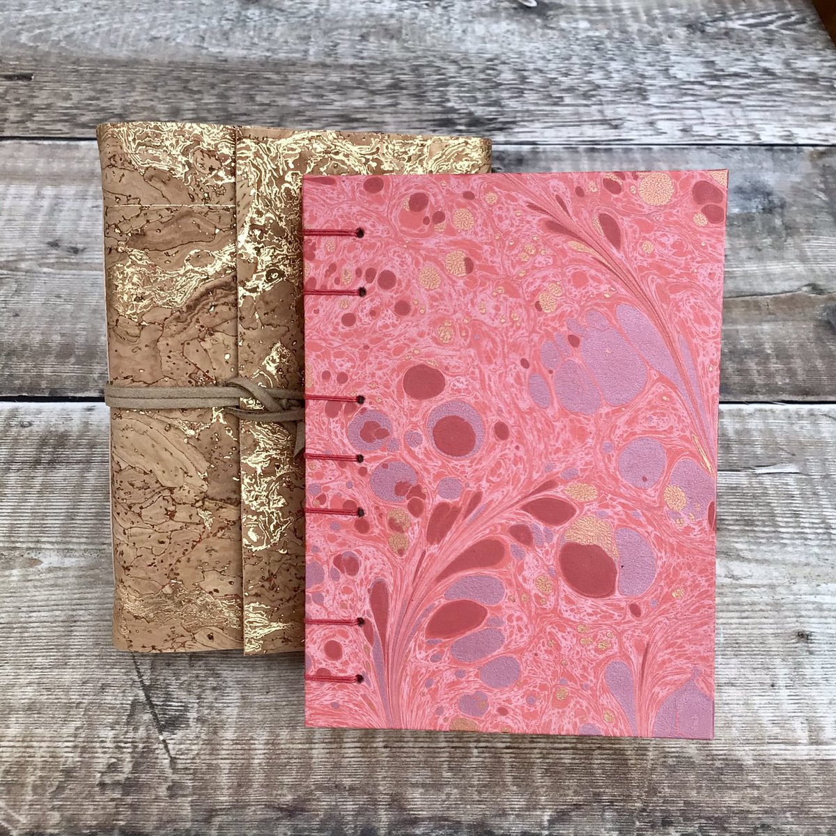 BooksBySueDay's tweet photo. Two new listings this evening. An #ecofriendly natural cork journal with golden swirls and a Coptic Stitch notebook covered with hand marbled paper in gorgeous red, gold and lilac.
#handmadehour #stationeryaddict #valentinesdaygift
https://t.co/6b4LSvOyza https://t.co/OL0dYg8raH