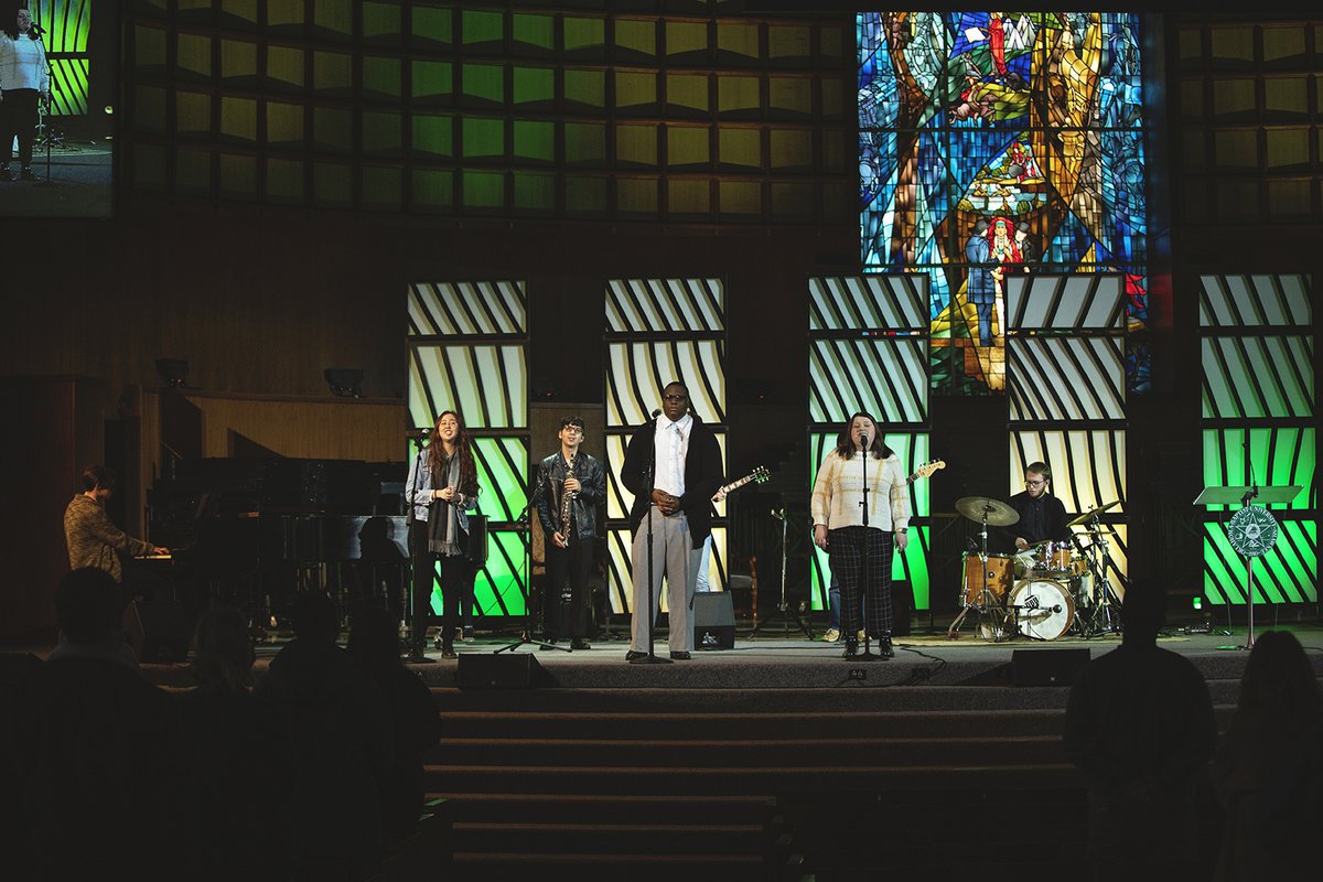 Watch today's chapel message from <a href="/StephenRummage/">Stephen Rummage</a>, senior pastor of Quail Springs Baptist Church in OKC. He taught from James 1:1-12 and spoke about how God works in our lives through the trials we face. #obubison #obuchapel
Read more and watch: bit.ly/39oDRGM