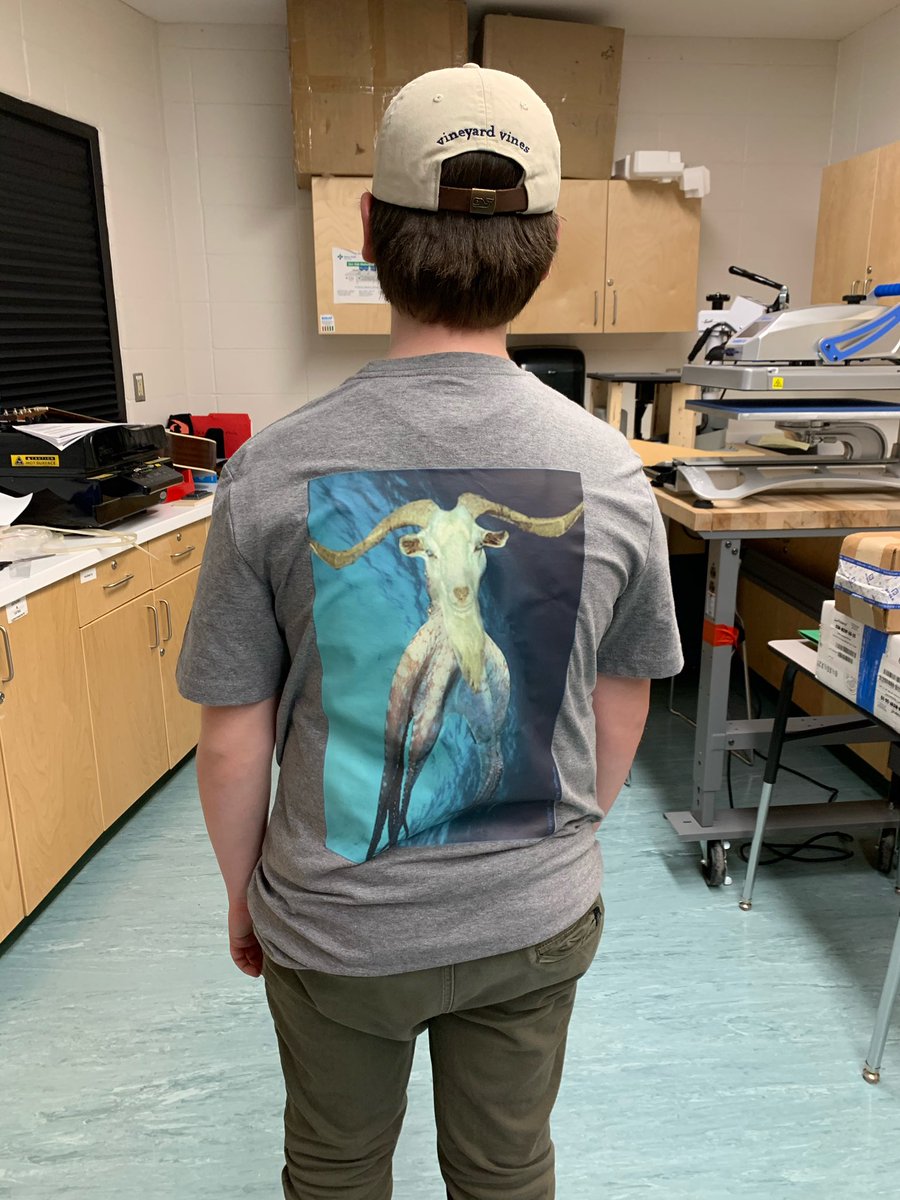Our Graphic Design and T-shirt creation class winds down this week. The students were proud of their creations that were pressed onto the shirts today! Way to go Mr Pollard and class, they look great! @FMPSD #ymmarts