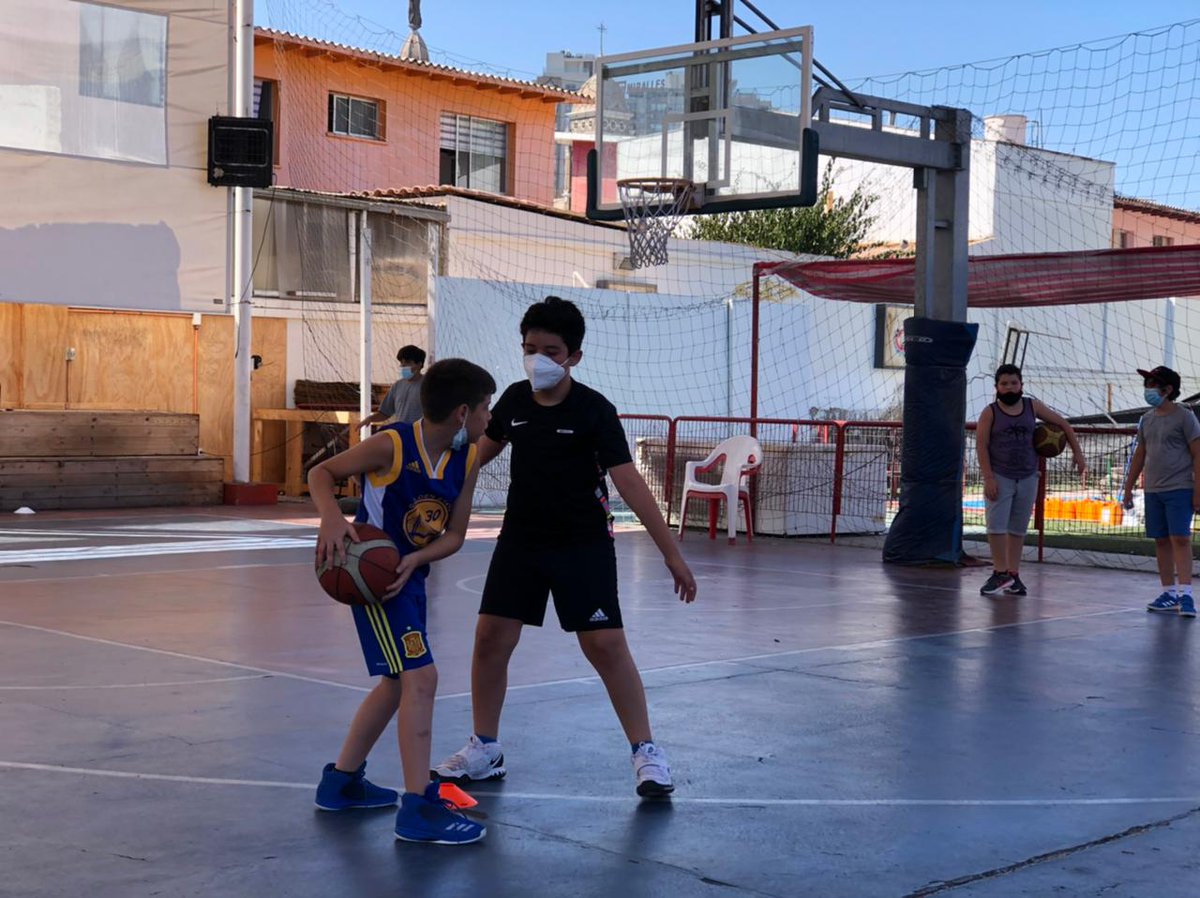 elgranvia's tweet photo. Proyecto deportivo "De Vuelta al Juego", financiado con el 6% Deportes FNDR #CORE y ejecutado por el @ClubSokol en receso por #cuarentena ▶️ https://t.co/8EbIjZClw3 #Antofagasta https://t.co/GGwxHnkAX6