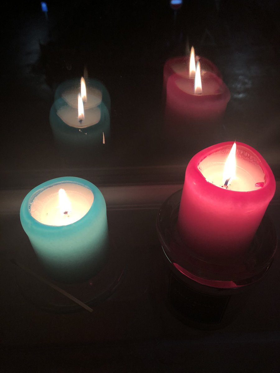 MeliTheMermaid's tweet photo. #LightTheDarkness #HolocaustMemorialDay https://t.co/bX5s9a4Sap