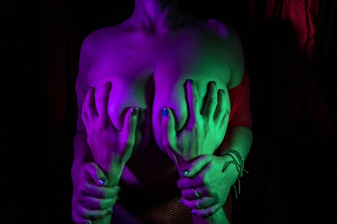 new videos dropping this week!! #amateurhousewife #milf #bigboobs #HugeBreasts #tits https://t.co/Uv<a href="/tag/amateurhousewife"class="tags">&#35;amateurhousewife</a><a href="/tag/bigboobs"class="tags"><span>&#35;bigboobs</span></a><a href="/tag/milf"class="tags"><span>&#35;milf</span></a><a href="/tag/tits"class="tags"><span>&#35;tits</span></a><a href="/tag/hugebreasts"class="tags"><span>&#35;hugebreasts</span></a>