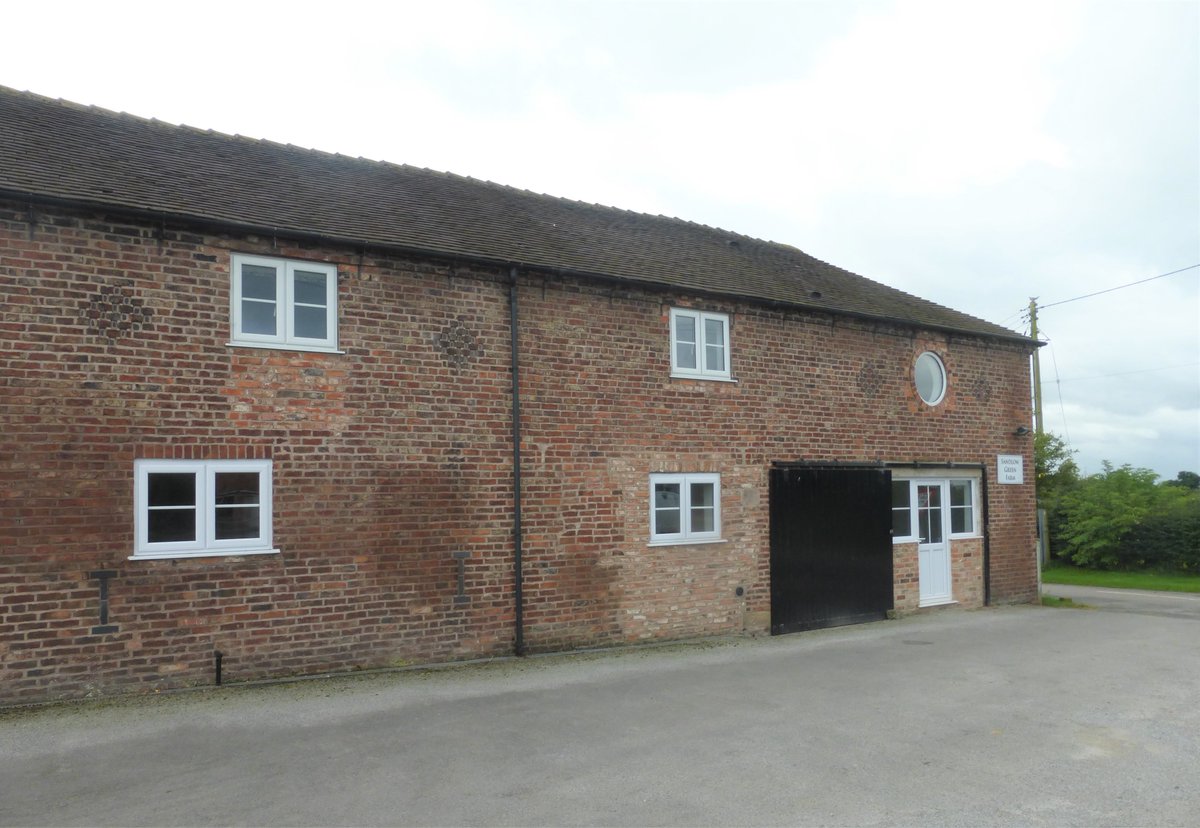 willsillprop's tweet photo. Sandlow Green Farm - Holmes Chapel. Fully let in double quick time, within minimal void period, extremely happy client. 
#OfficeSpace #commercialproperty #southmanchester  #Cheshire https://t.co/ZX9sR7xbVQ