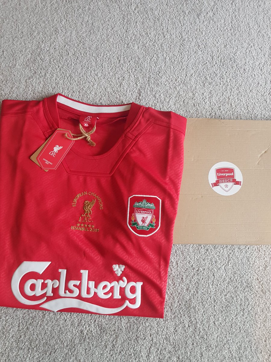 @LiverpoolMerch_ prize turned up today. Thank you so much :)