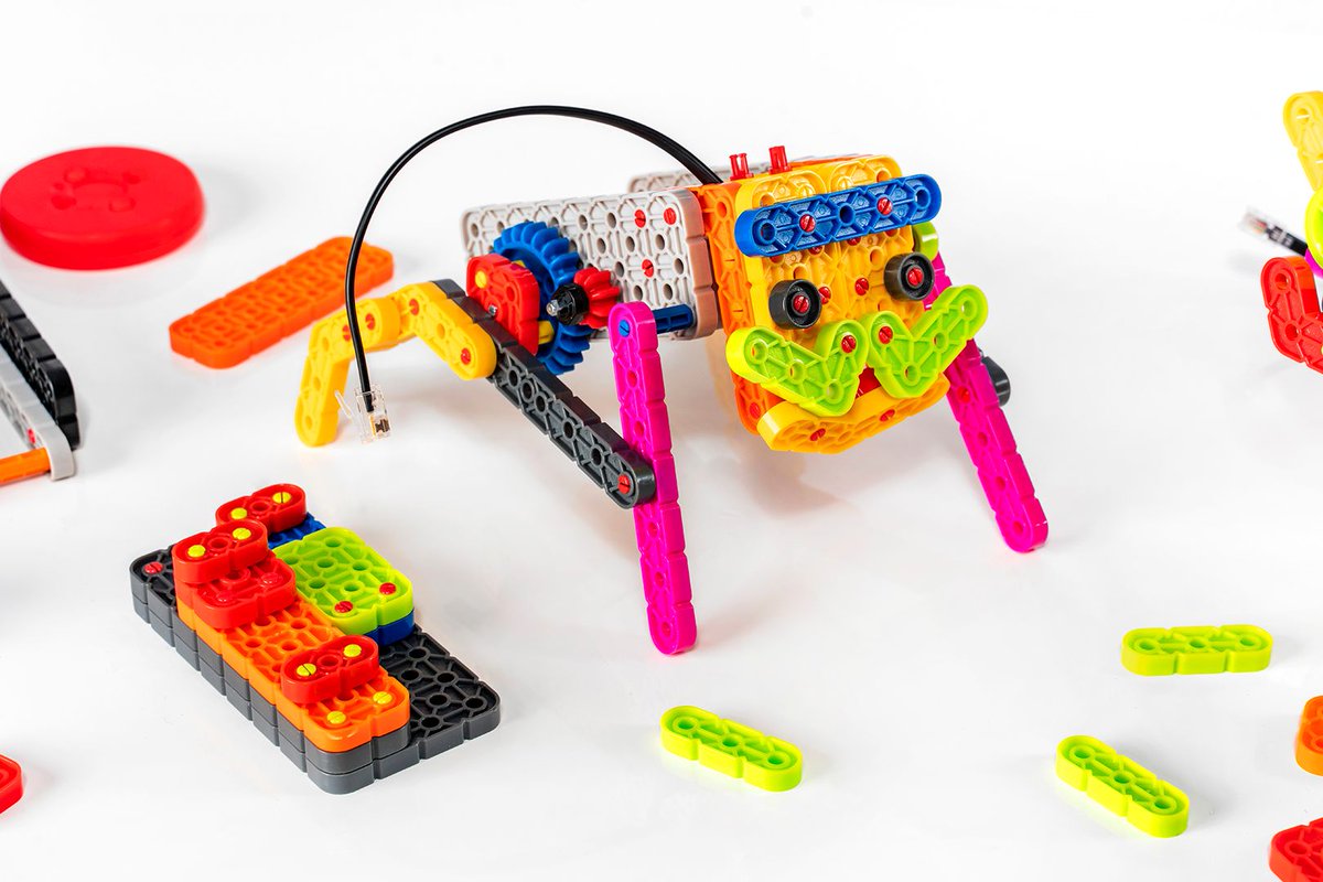 VEXRobotics's tweet image. #STEMStartsEarly and #VEXGO is designed specifically to get elementary students engaged with educational robotics⚙️! Tune in and learn more during our @fetc session today!  buff.ly/3c2B33v #FETC #VEXGO #VEXatFETC #Edtech #STEM #Education #Robotics