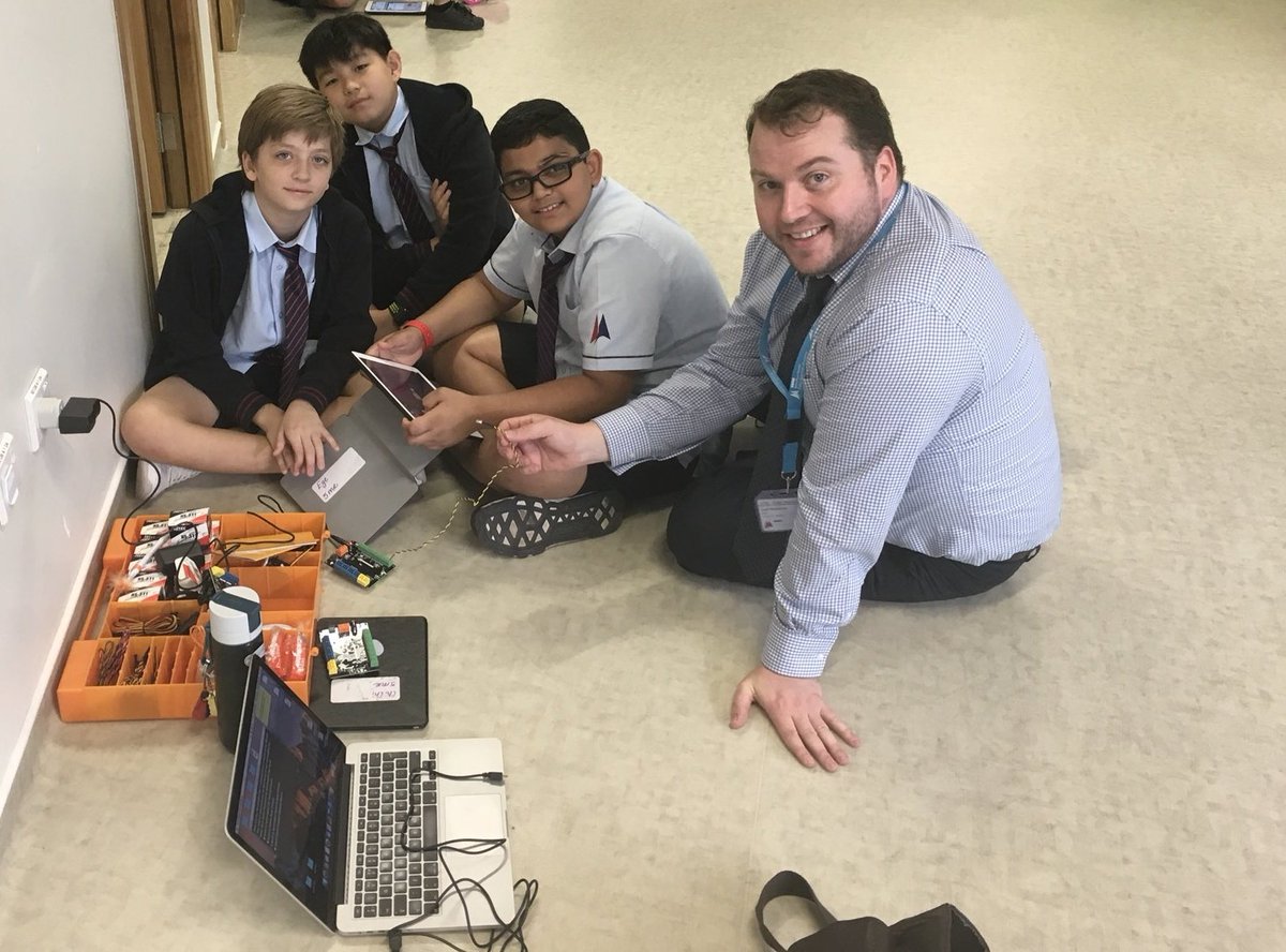 Ram..🇮🇳..🇦🇪.. tweet media