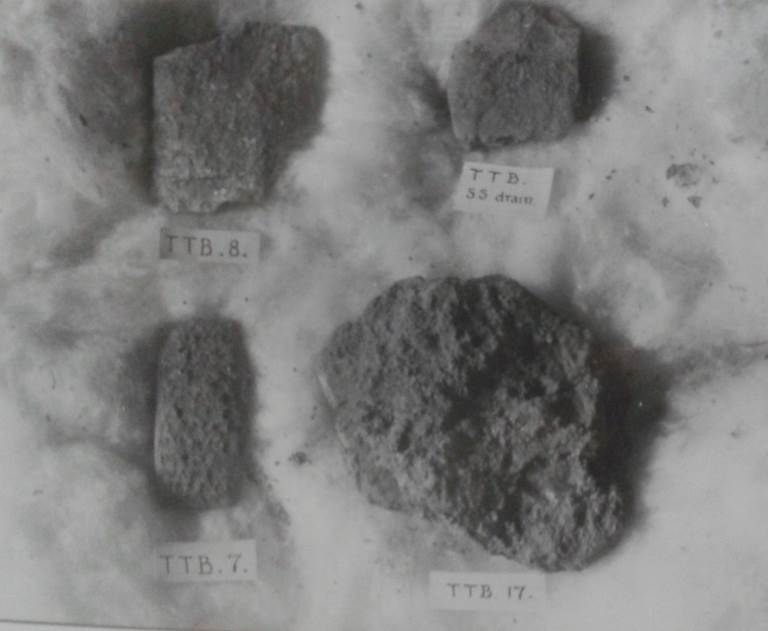 Over 100 years ago, it was discovered that firing tablets could help stabilise them. Once fired, the tablets could be soaked in water to remove the salts. Sometimes this firing was done on excavation (seen here at Ur, 1920s), at other times it was done in museums.