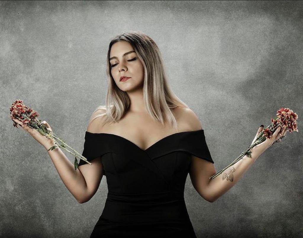 𝓢𝓞𝓛𝓘𝓣𝓤𝓓𝓔 

youtu.be/NhCd3ItuKHo