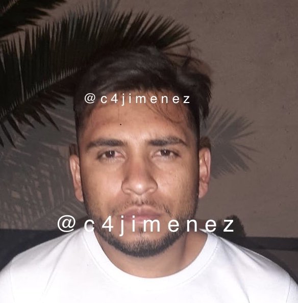 c4jimenez's tweet photo. LA NOVIA del AGENTE YANPOOL 
Es Michel Arce.
Junto con dos hijos y mas hombres entró a robar una casa en @A_VCarranza
Agentes de @SSC_CDMX la atraparon con uno de sus hijos.
Después, arrestaron al agente Yanpool de @PDI_FGJCDMX y al otro hijo, cuando robaban evidencia en el MP https://t.co/ifL0hKyg6u