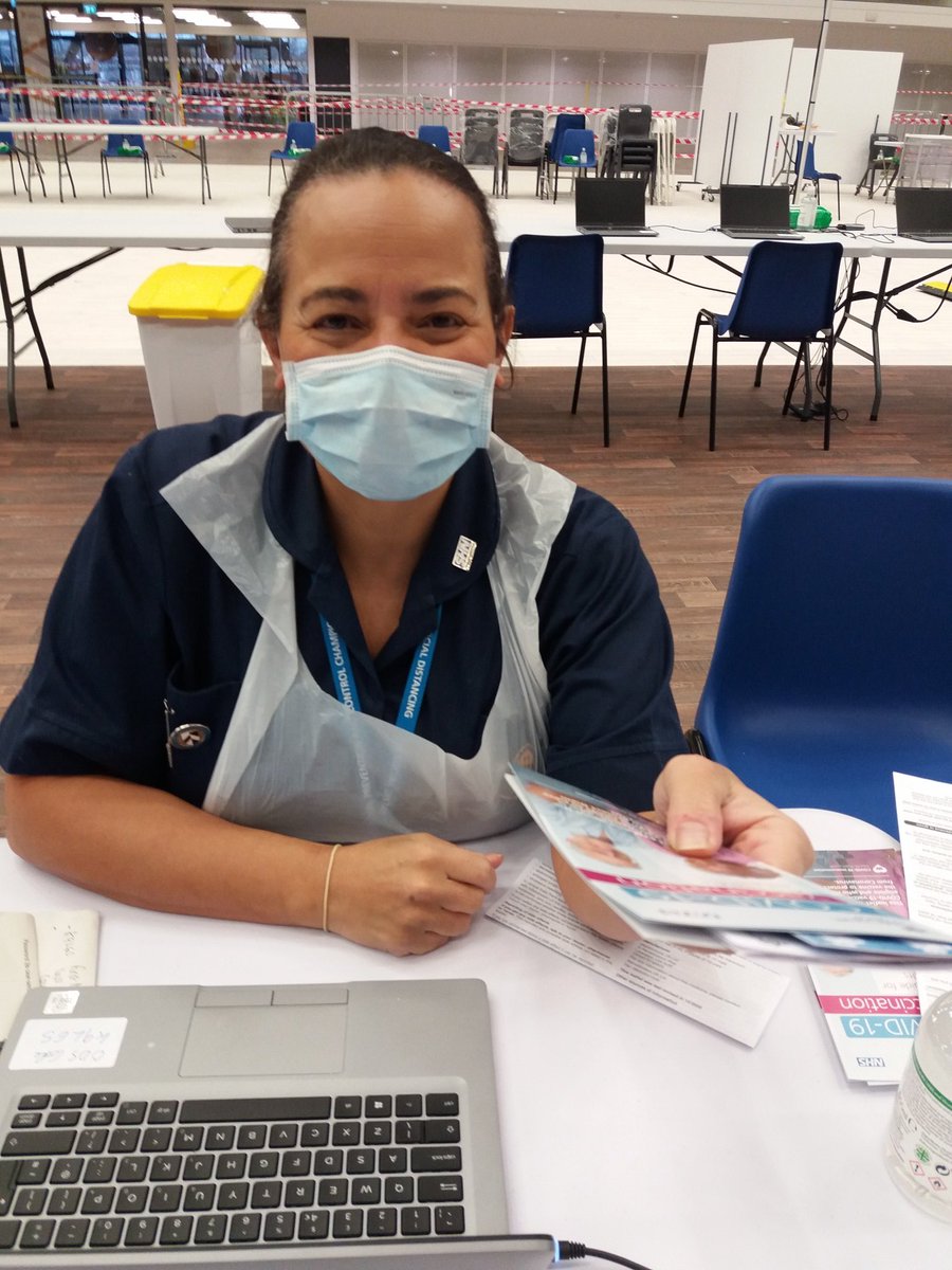 Saw the lovely Michelle Bateman on duty during my visit to Derby Arena today and met a lovely Marshall who works at Toyota but who is volunteering on his week off. So good to be part of the NHS @DCHS_DHCFT_ER @DHCFT_DCHS @DCHStrust