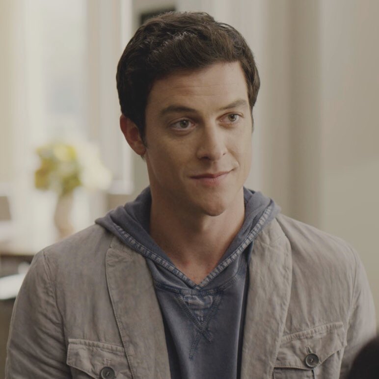 steven carringtonfearlessit’s time to gosteven loves fearless. hey stephen gives him serotonin. usually his favourite song would be fearless or love story, but it’s time to go has been his favourite recently. he has it on repeat, to ease his conscience.