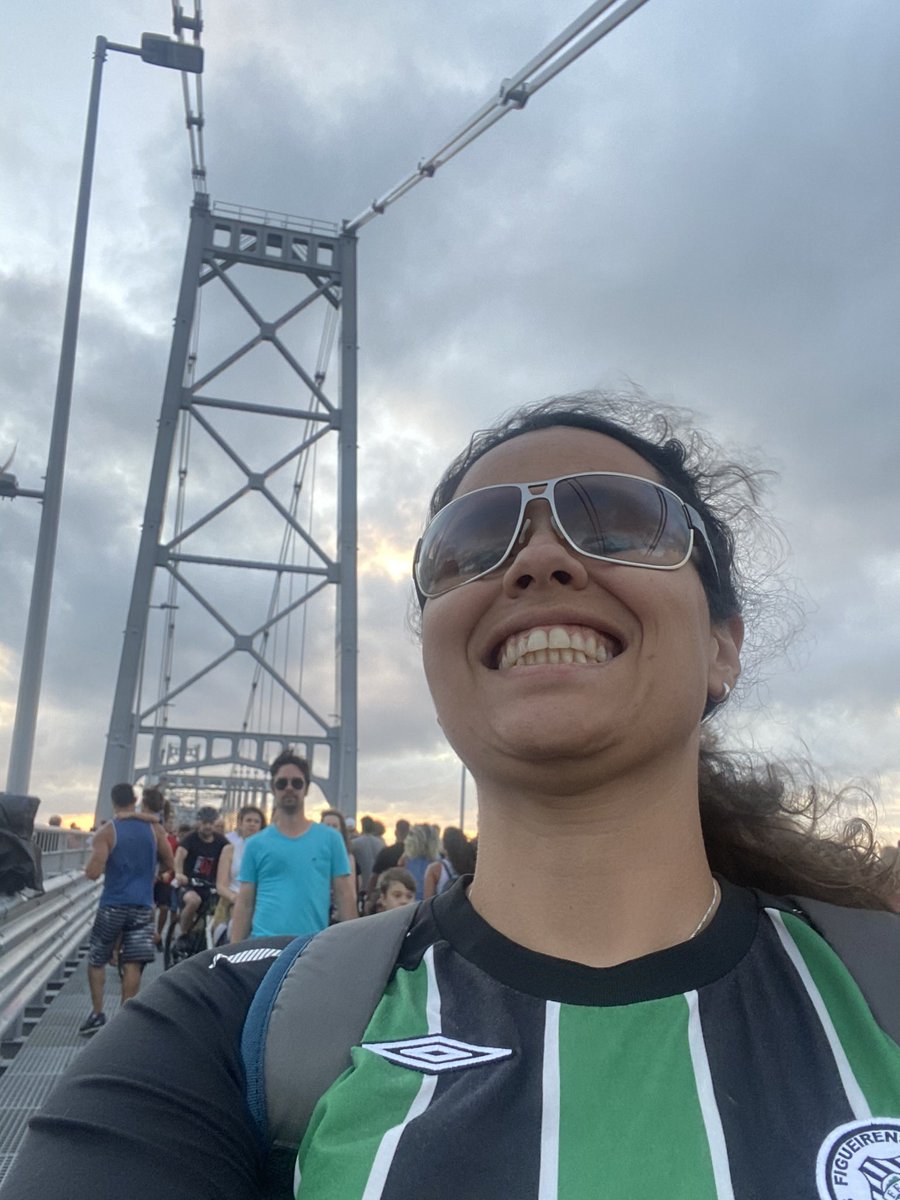 kenias's tweet photo. Estarei aqui, como sempre estive nesses últimos 25 anos, e enquanto eu viver estarei contigo.

Te amo, @FigueirenseFC. https://t.co/8tKOqUQRMU