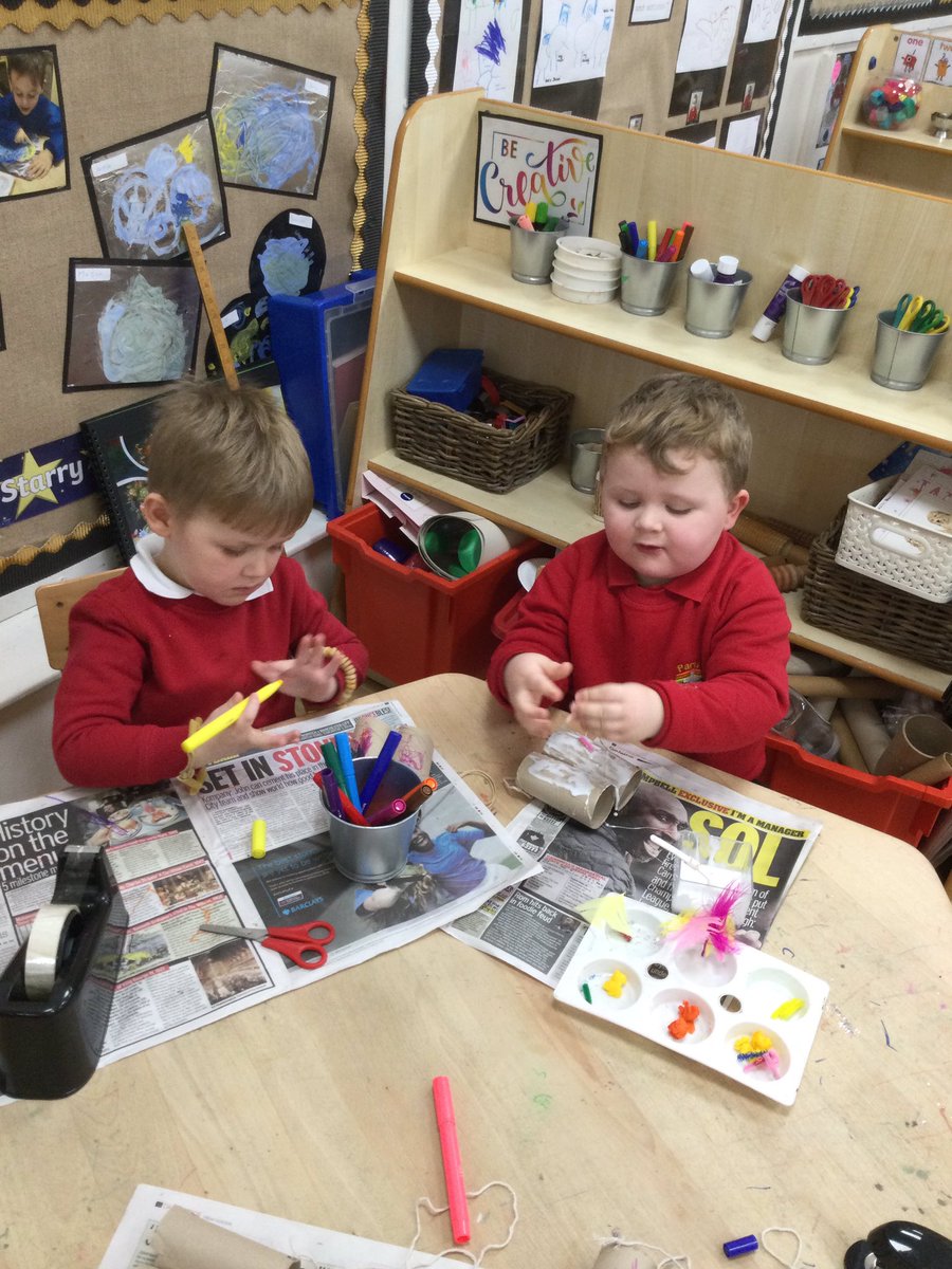 MrsHighcock's tweet photo. Today we made our own binoculars ready for the Big Bird Watch tomorrow #BigGardenBirdWatch #craftytime #birdwatching @parishschool1 https://t.co/oHQe9e8uLb