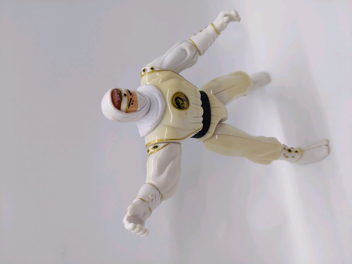 RummageCC's tweet photo. White Ninja Ranger Action Figure $3 + Shipping. Comment to Claim.

Come check out all of our #comicbooks, #videogames, &amp; #collectibles on our #eBaystore. Link in Bio. 

#whiteranger #tommyoliver #whiteninjaranger #powerrangersfirstmovie #powerrangertoys #powerrangertoyforsale https://t.co/QdhsrEKRMr