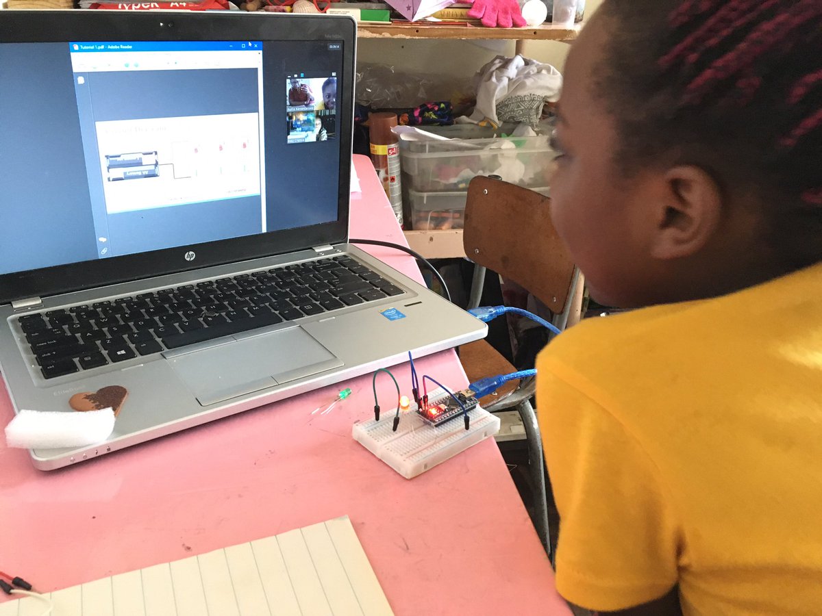 Ms_Aurra's tweet photo. Actual glee guys 😁 I’m so proud 😭👏🏾 look @embarrassedOK! So we switched our battery holder for an @arduino nano. She did the last 3 diode lights with very little assistance👌🏾 shout out to her Tutor, Beauty @KidzinTech. You are a legend!! #lifeskills #electronics101 https://t.co/WmaA0ILPPv