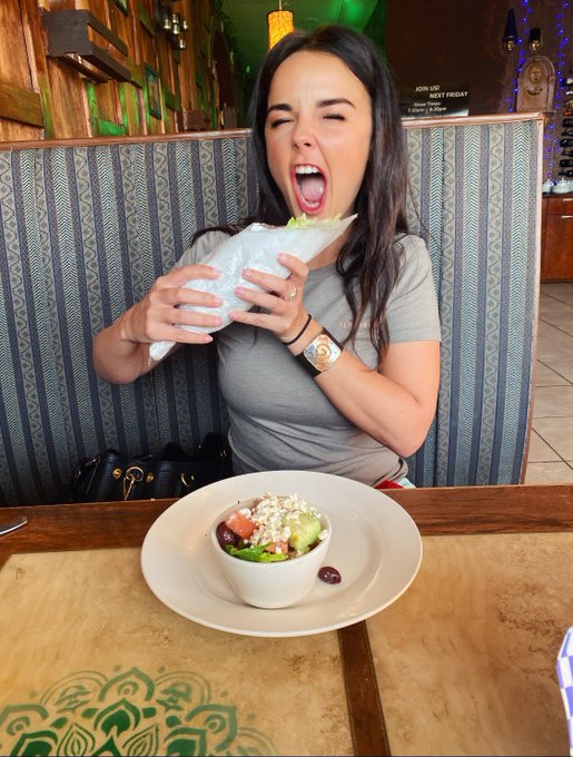 Open wide! This is how I go in for the dick hahahaha 😅😜 Just Joking 🙃 😉 Happy hump day guys! #wednesday<a href="/tag/smile"class="tags"><span>#smile</span></a><a href="/tag/foodie"class="tags"><span>#foodie</span></a><a href="/tag/linkinbio"class="tags"><span>#linkinbio</span></a><a href="/tag/wednesday"class="tags"><span>#wednesday</span></a><a href="/tag/funnies"class="tags"><span>#funnies</span></a>