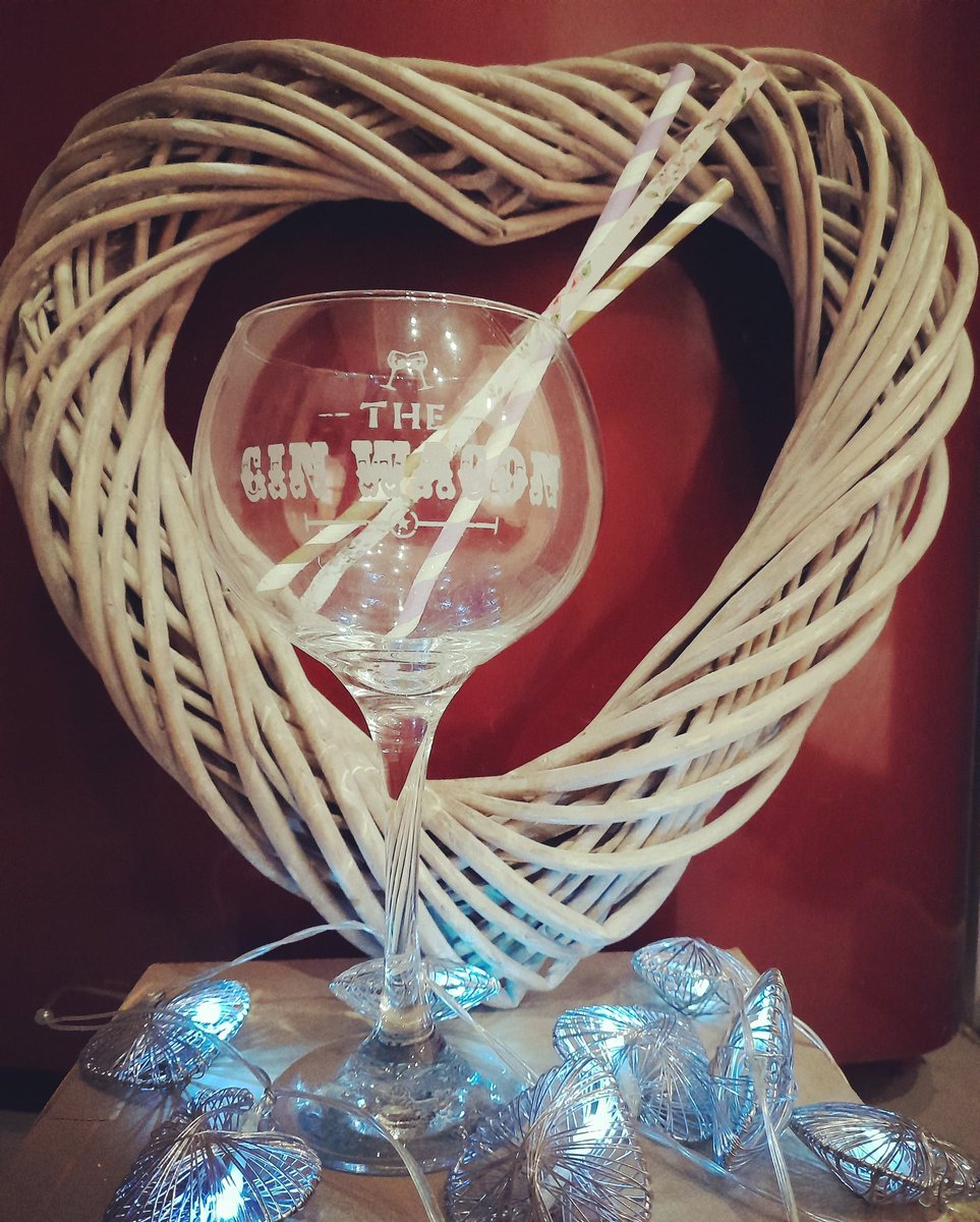 Yes, we've got our branded gin balloon glasses back in stock, just in time for Valentine's Day! 🥳 We have quite a few pre-orders for these, from people who missed out at Christmas. Let us know if you want to get one for your loved one this year, too! 🥰🍸
#ValentinesDay