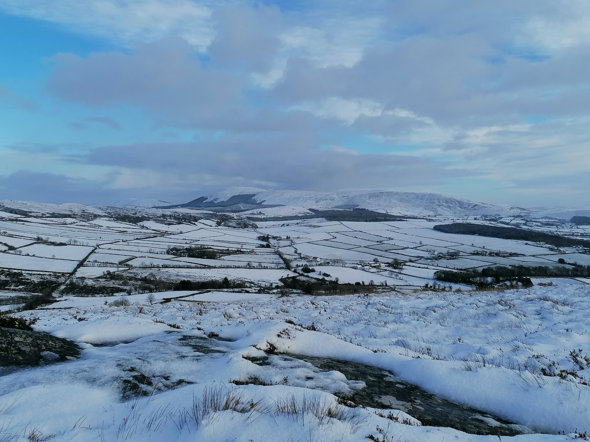 inishview's tweet photo. Views of the surrounding hills including Scalp Mountain taken from the top of Gollan Hill. Fahan. The pictures were taken only a couple of days apart.
https://t.co/p1Dz7kDPfl
#inishowen #donegal #wildatlanticway #ireland #irish #LoveDonegal #govisitdonegal #exploredonegal https://t.co/K0YuKgrZcO