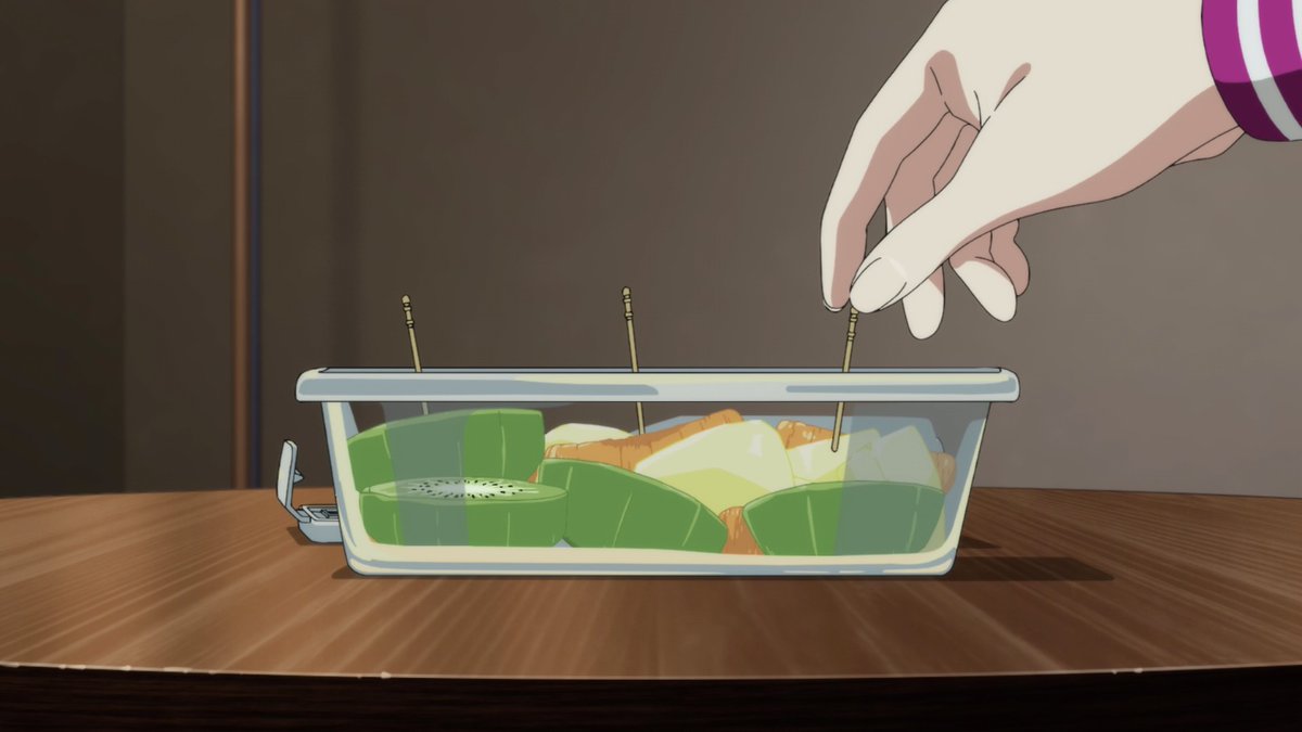 I’ll also add that with the skin peeled, it becomes impossible to tell the apple is sour or sweet! Another example of complex features hiding behind a seemingly plain surface.Hell, it could even be a pear (and now that I look closer melon) for all I know! It’s hard to tell!