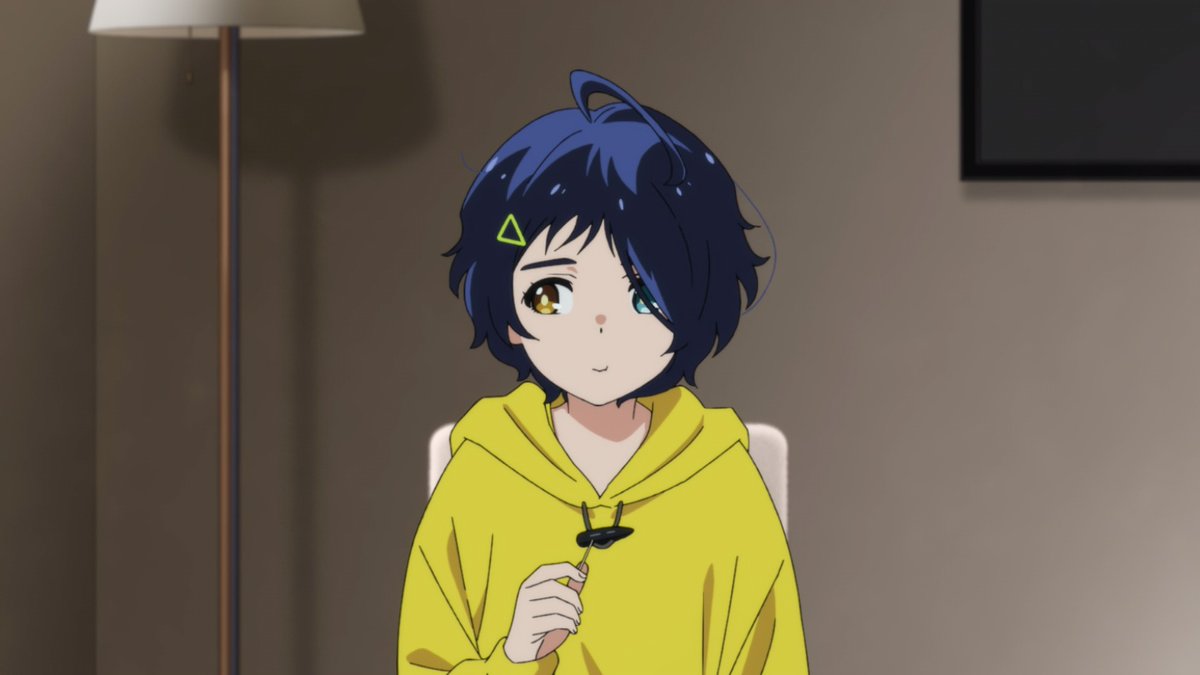 Ai choosing the orange is perfect for her thick, seemingly unsociable exterior holding boundless softness and sweetness, a quality which ends up deescalating the conflict.Neiru’s kiwi denotes her thin, "cool" persona, one she puts on in this case to deal with Rika’s rudeness.