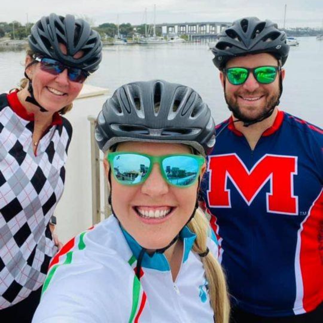 PanFLChallenge's tweet image. PFC riders, Marco Italia, Haley Italia, and Michele Norris on their first training ride together as team "Back in the Saddle!" All three will cycle the 100-mile route in Fort Myers at the Pan-Florida Challenge Cancer Ride on March 27-28. 📷 🚴🏼‍♂️ bit.ly/2Gop3vx
