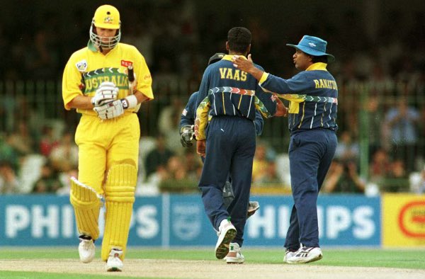 Happy birthday Vaasi @chaminda_vaas! Hope you’re have a wonderful day. May all your dreams come true  

#ChamindaVaas #ArjunaRanatunga #SriLanka #AR #Cricket #CricketWorldCup1996