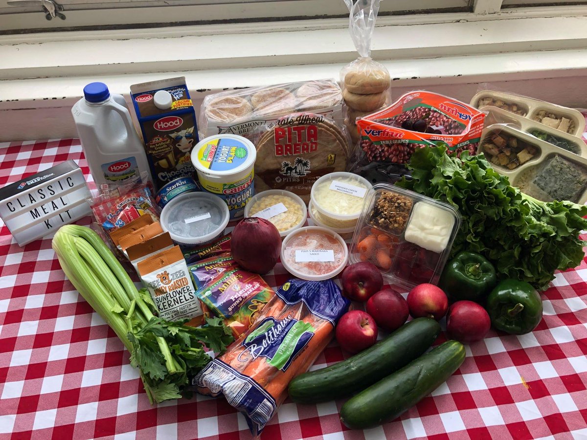 BTVSchools's tweet photo. Today's school Meal Kits have a special theme🍕 thanks to our  Dietetic Intern Emily! 
Pick up today from 3:00-4:30 at @BHS802, @champlainelem, or the Sustainability Academy. Or stop by Boys &amp; Girls Club from 4:00-5:00! 

Please take our short survey: https://t.co/xq1lYHbICK https://t.co/lNVYxL2c0J