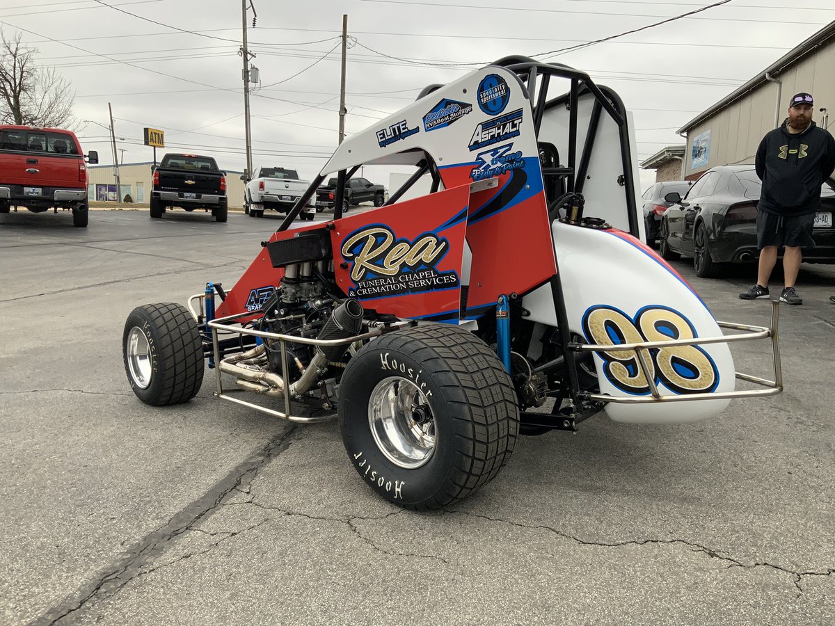 Got Tyler Utz 2021 micro rolled out of the shop just before the snow hit. Be on the look out for some more wraps coming soon from Utz Racing.