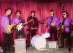 The Beatles at the Indra Club, Hamburg. 🇩🇪
Paul, John, George, Stu in their lilac jackets, The Last Day for Pete Best, as the Beatles drummer from 12 August 1960 to 16 August 1962. Ringo Starr replaced Best

#TheBeatles - August 17, 1960.