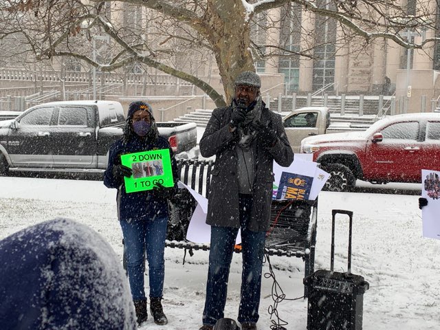 MOAFLCIO's tweet image. A little snow can’t stop our activism in fighting for Missourians! We continue to call on Senator Hawley to resign after his incitement of the insurrection at the Capitol riots. He is not representing Missourians! #ResignHawley