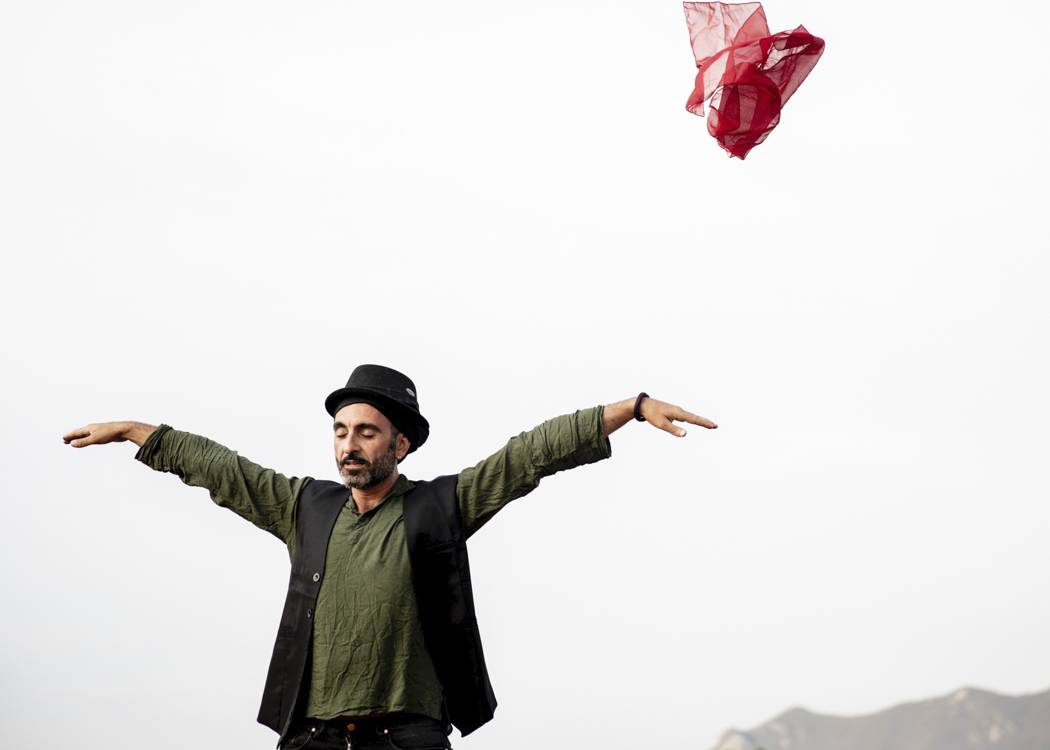 L'#ATTORE #AUTORE
Percorso laboratoriale #online di scrittura con Simone #Perinelli della #compagnia #Leviedelfool
INCONTRO GRATUITO DI PRESENTAZIONE
15 feb, ore 18
PER PARTECIPARE
cassiopeateatro.org/content/incont…

#laboratorio #scrittura #scuola #recitazione #cassiopea #corso #roma