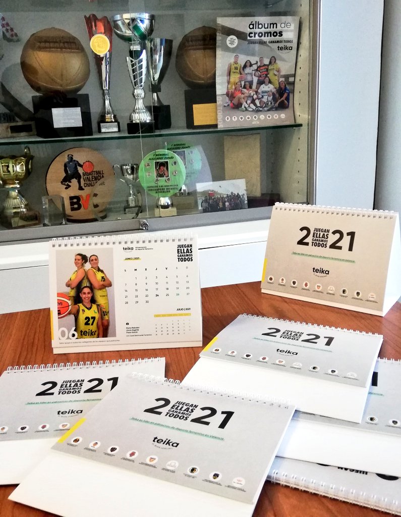 CBClaret's tweet photo. Pues ha quedado bien la oficina... Calendarios @Teika_es 🔝.
Muchas gracias 💛💙🏀 #JueganEllasGanamosTodos https://t.co/LEy2B1UUSG