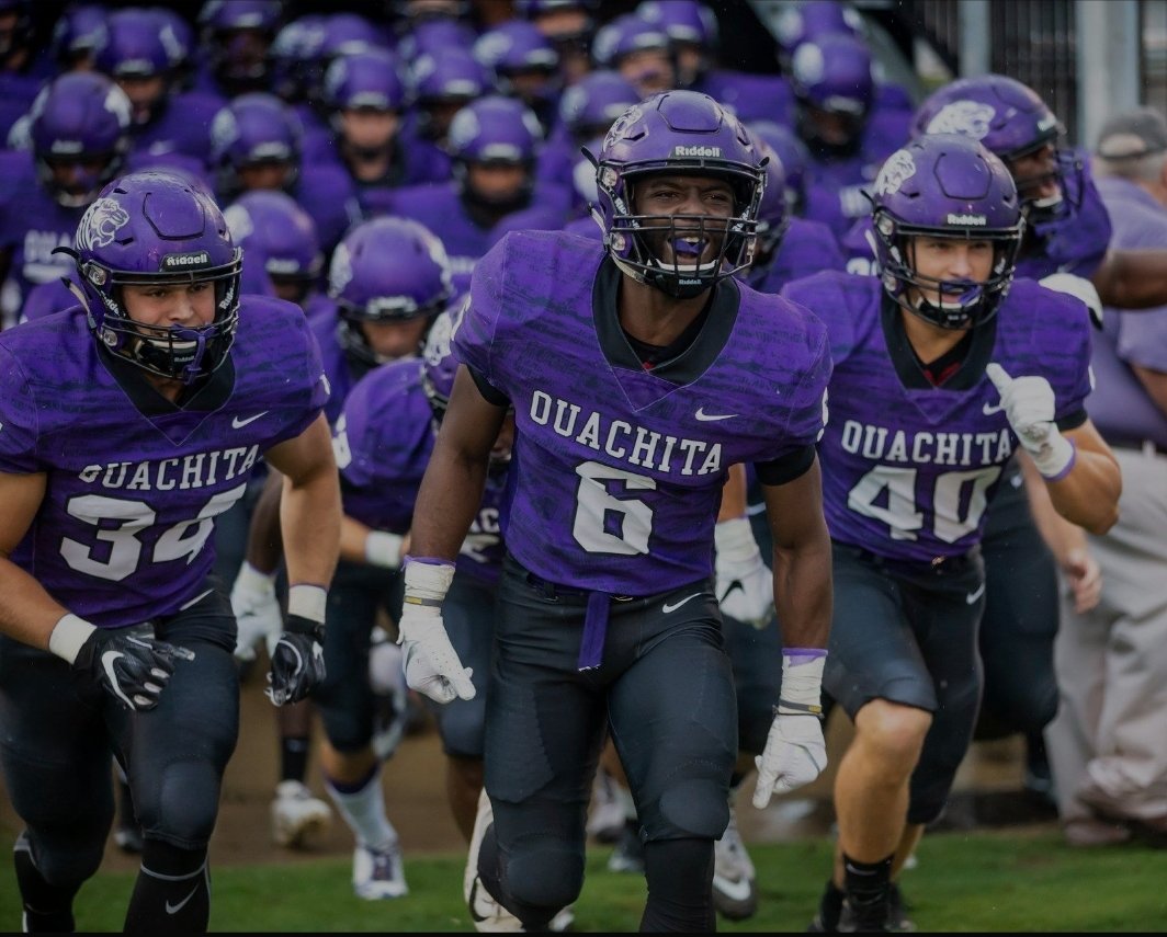 TannerN7102's tweet photo. Thank you Ouachita Baptist for the official offer and amazing visit yesterday!! I am grateful for the opportunity!!
@CoachShock_OBU @OuachitaFB 
@CoachRiepe @adamolson1982 
@CoachM_Martin https://t.co/4BywlEOyeF
