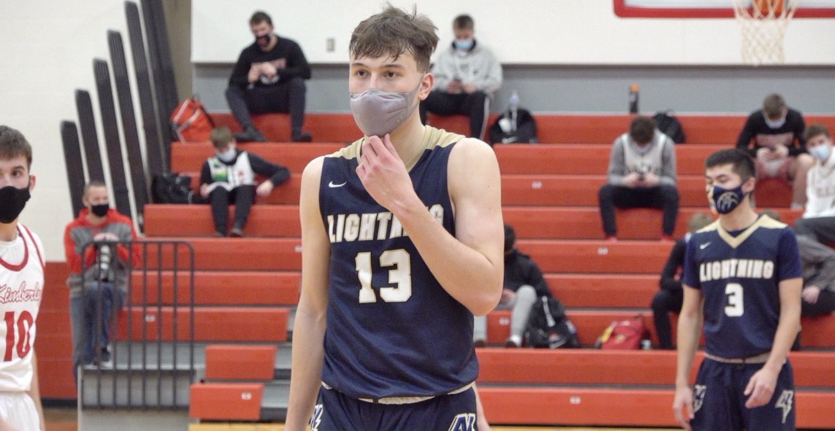 2022 forward Max Nelson had a good showing at Kimberly on Tuesday. Highlights and breakdown: bit.ly/39nlAJA (VIP) #Badgers