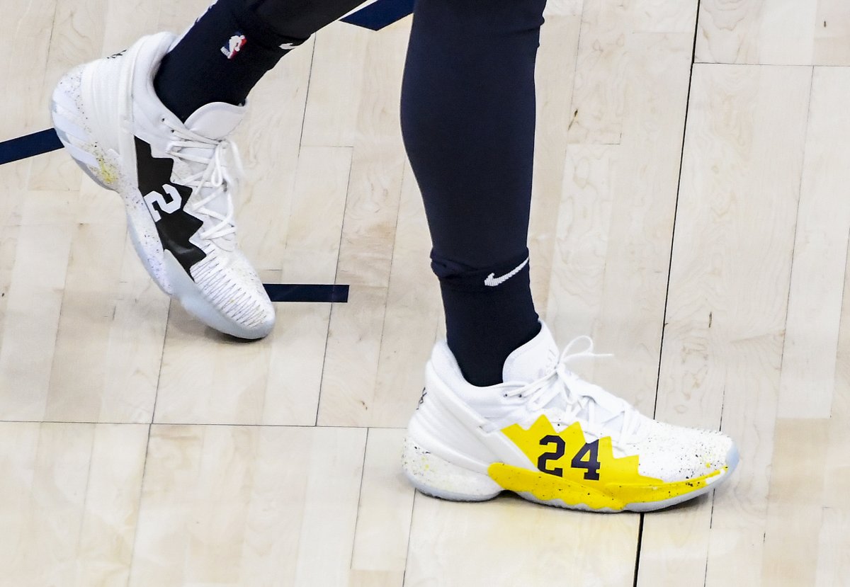 NBALatam's tweet photo. Las zapatillas de @spidadmitchell 😍 https://t.co/JgiuJnwAV8