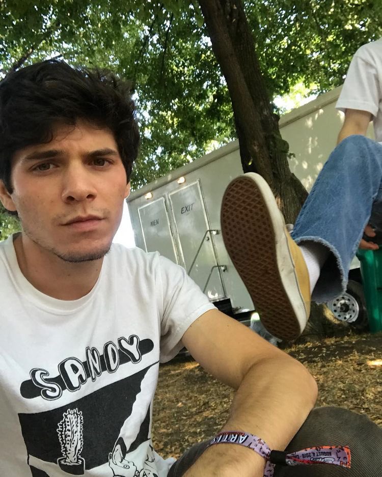 Happy birthday braeden lemasters from the band wallows. 