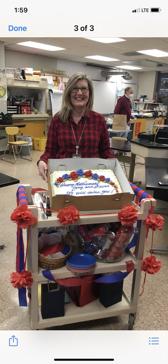 end of an era!!!! Congratulations!! BHS science will not be the same! #BPatriotProud <a href="/ScoutOrr/">Scout Orr</a> <a href="/bioteacher84/">Leslie Jensen</a> <a href="/susan_mayer1/">Susan M Mayer</a> <a href="/bderr_bio/">Bridget Derr</a> <a href="/jtscallan/">DonConejo🅿️🥕🐍</a>