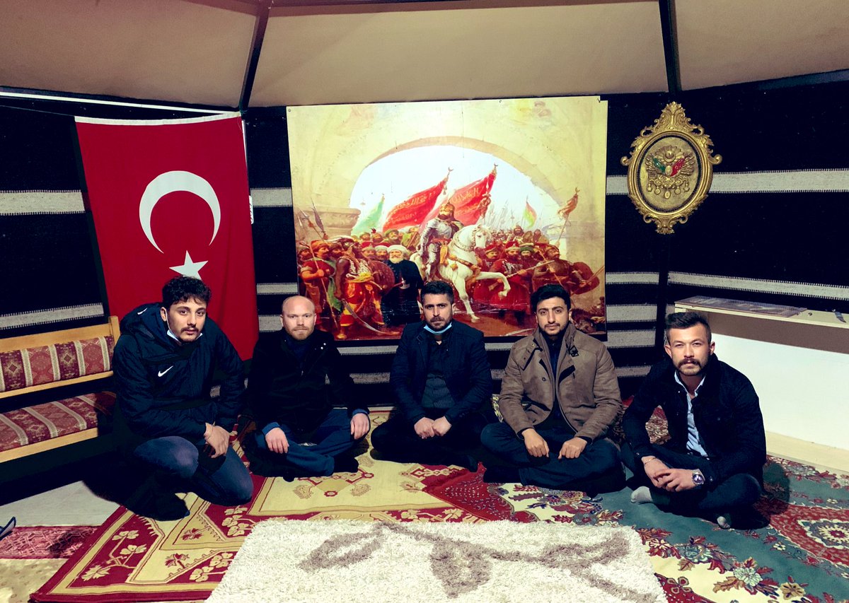 Delikanlım, işaret aldığın gün atandan yürüyeceksin millet yürüyeceksin millet yürüyecek arkandan !
Sana selam getirdim Ulubatlı Hasan’dan
Sen ki burçlara bayrak olacak kumaştasın 
Fatih’in İstanbul’u fethettiği yaştasın !! 
<a href="/ONDESMST/">Mesut ÖNDEŞ</a> 
@eraayturkmeen 
#tugvaizmir #tugvaaliağa