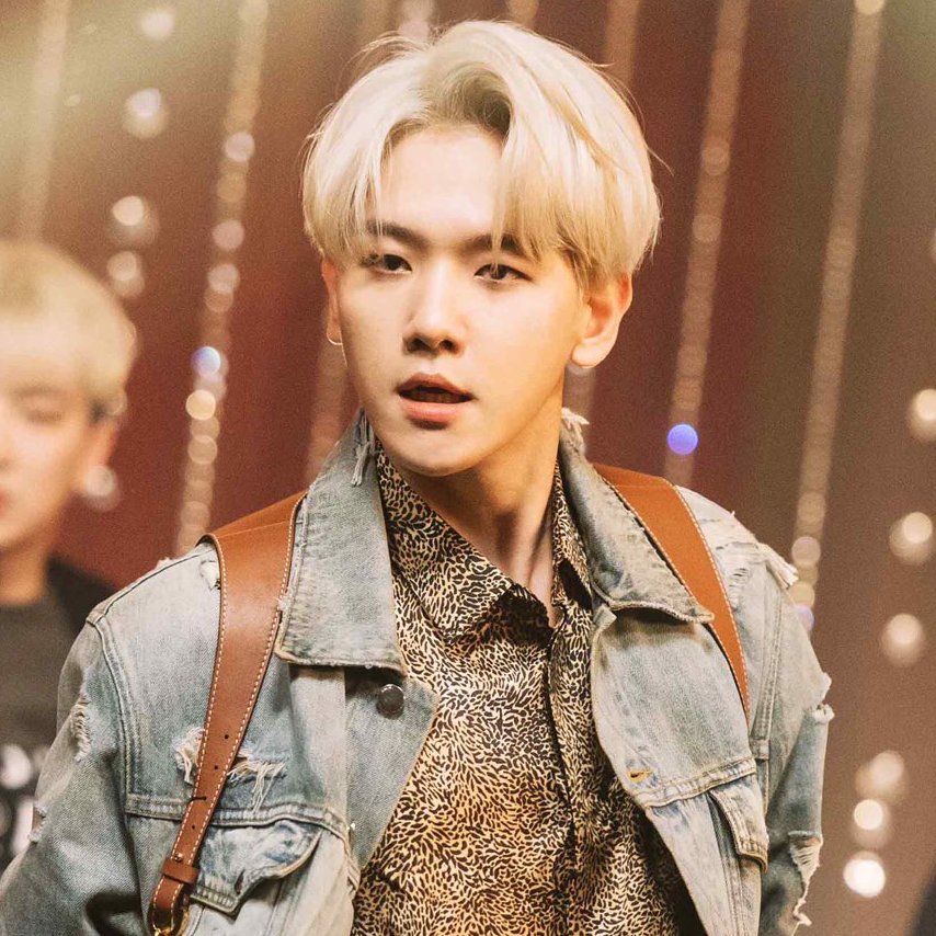 bhbrazil_'s tweet photo. Desempenho do #BAEKHYUN na Billboard Japan nesta semana:

• Em segundo no Hot Albums
• Em segundo no Top Albums Sales 
• Em sétimo no Download Albums 
• Em oitavo no Artist 100 https://t.co/xhbukeVSNZ