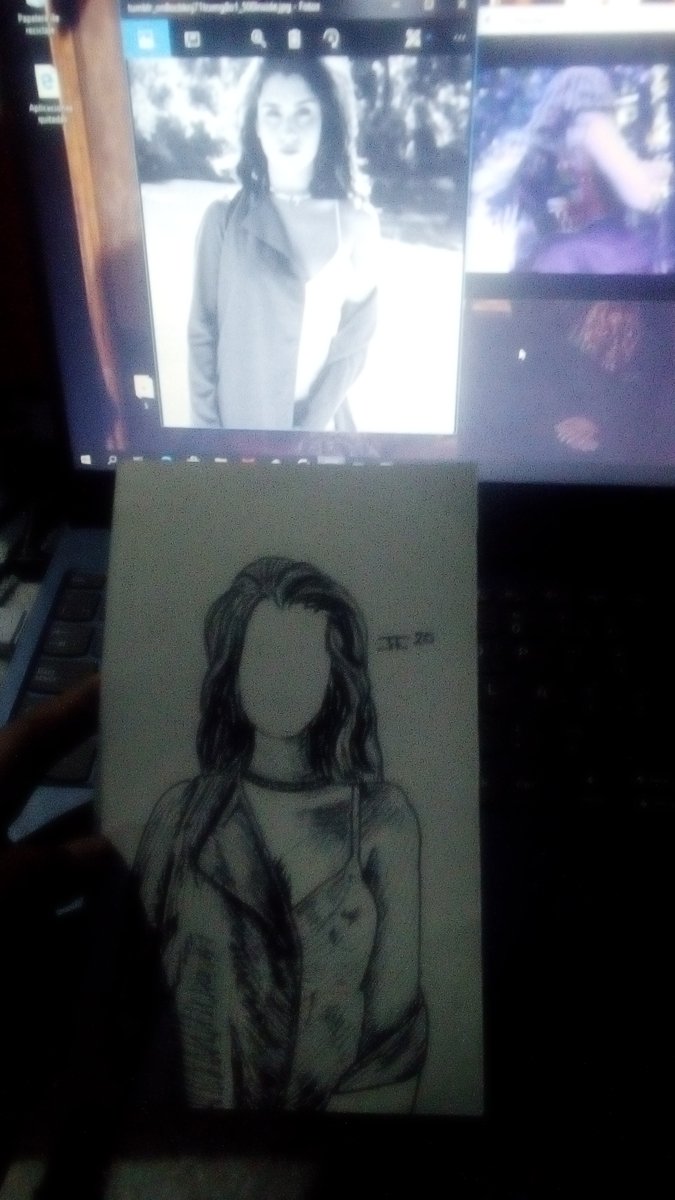BonyHamato's tweet photo. I drew @LaurenJauregui in the last quarantine (2020), what else will I drawn this quarantine? Idk, yikes https://t.co/vA85KyRgF3