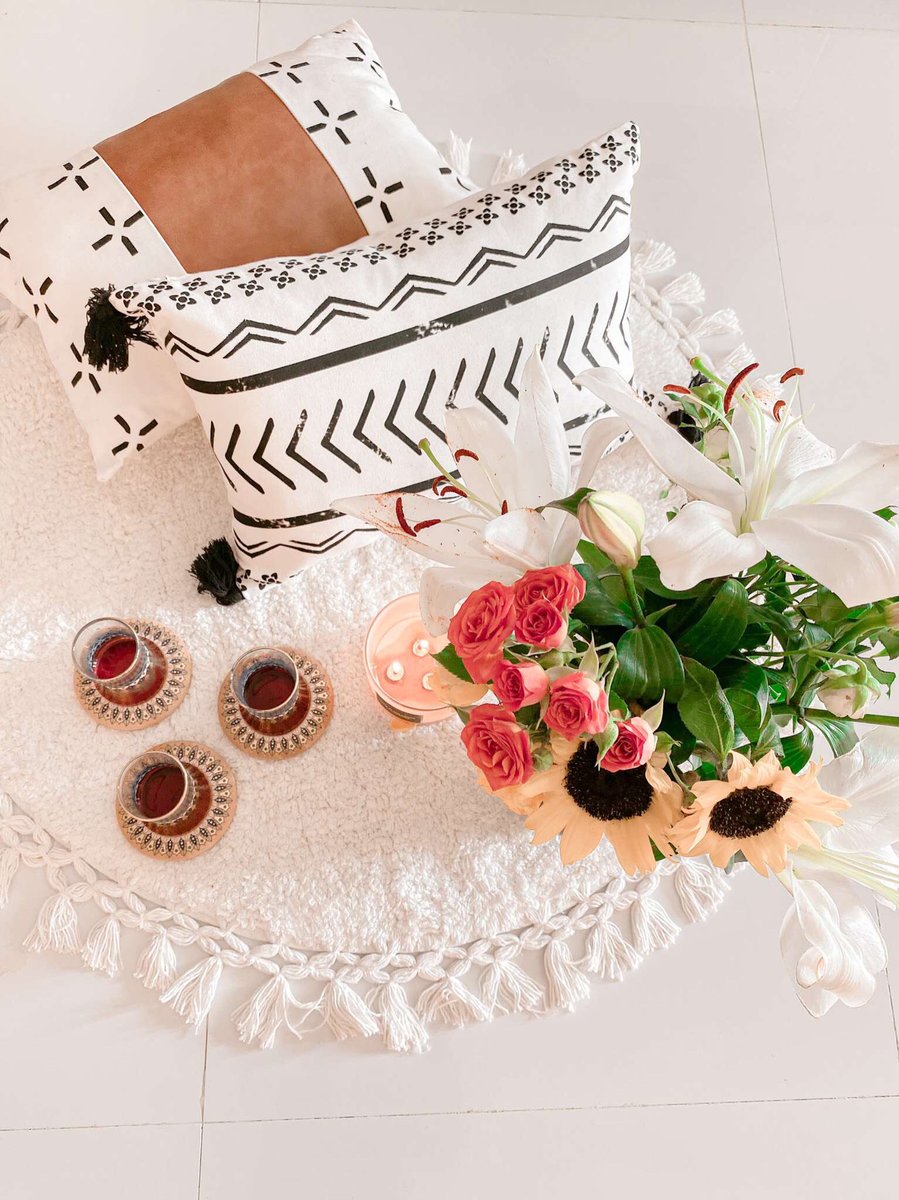 عيشوا اللحظات الجَميلة بأدق تفاصيلها .