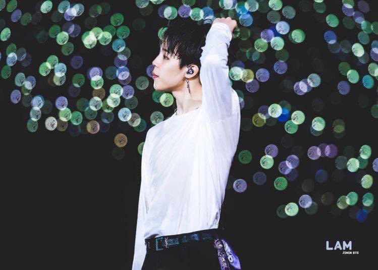 Jimin looking like an absolute angel in concerts - a thread 