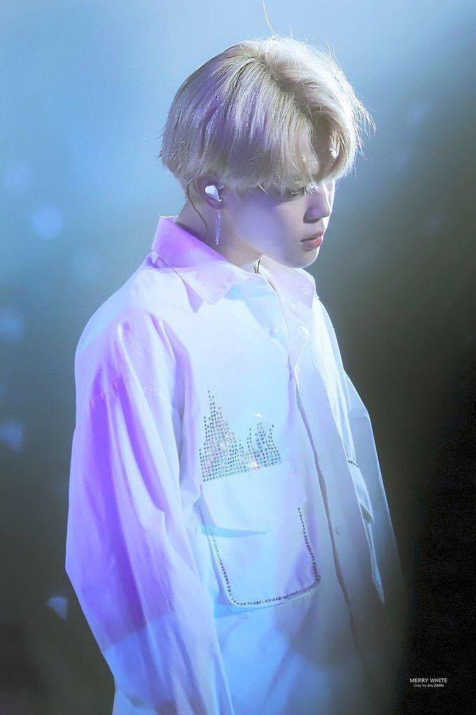 Jimin looking like an absolute angel in concerts - a thread 